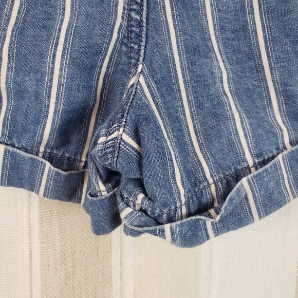 American Eagle Paper Bag‎ Shorts Blue Striped Size 2 - Picture 4 of 6